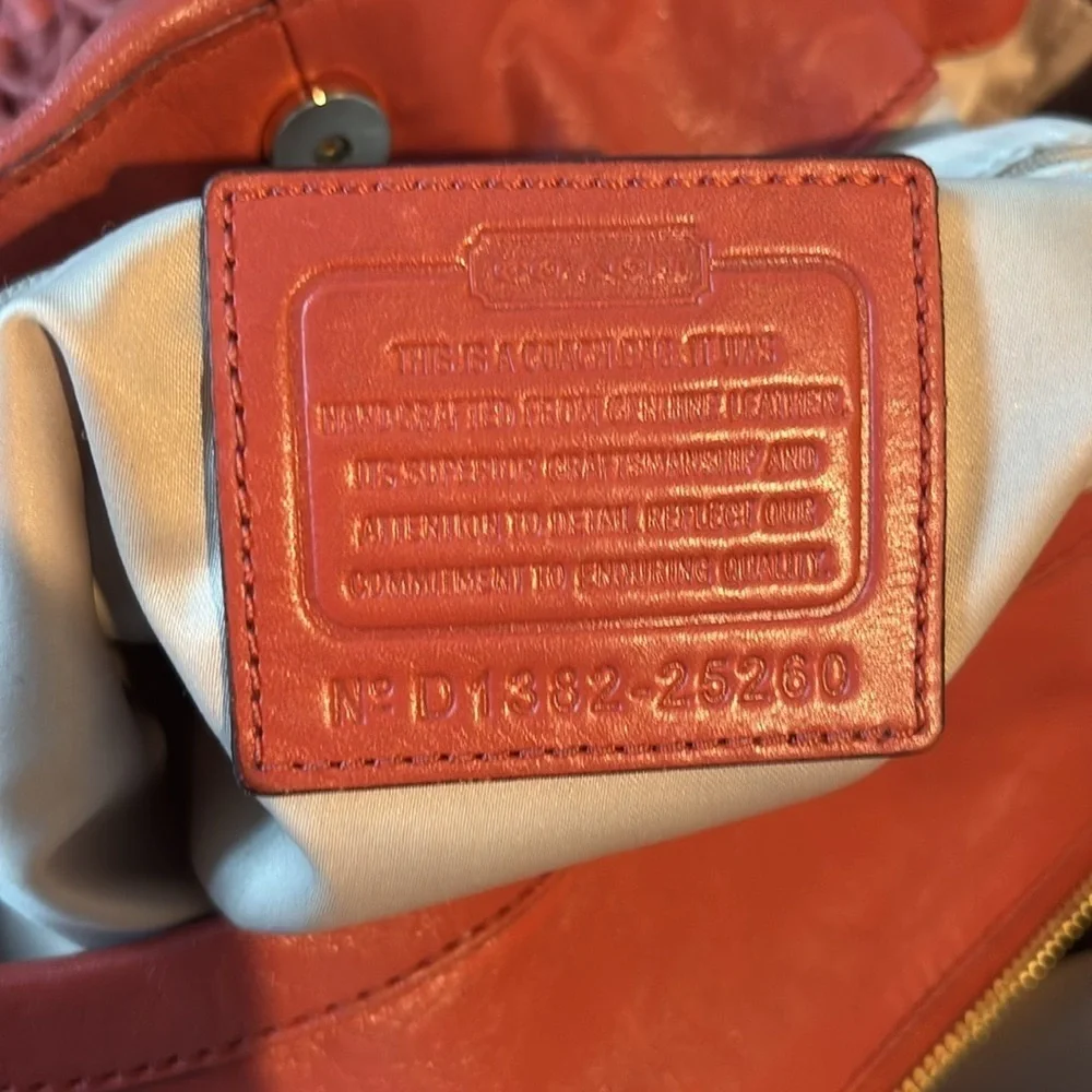 Coach   Madison Phoebe shoulder bag 3 compartment gathered quilted leather Coral